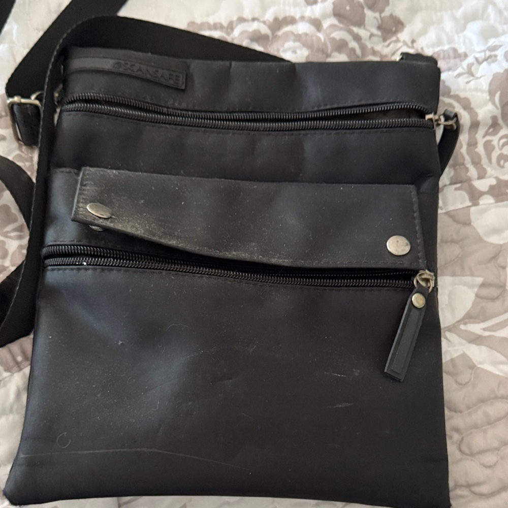 Elegant Black Crossbody Bag
